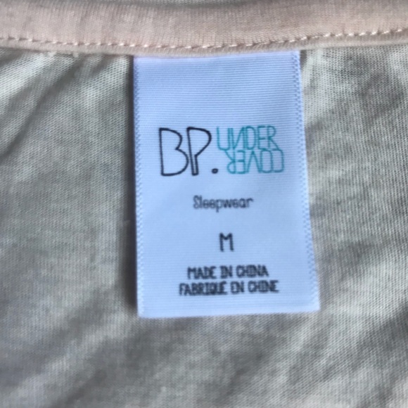 Shirt - Picture 2 of 3